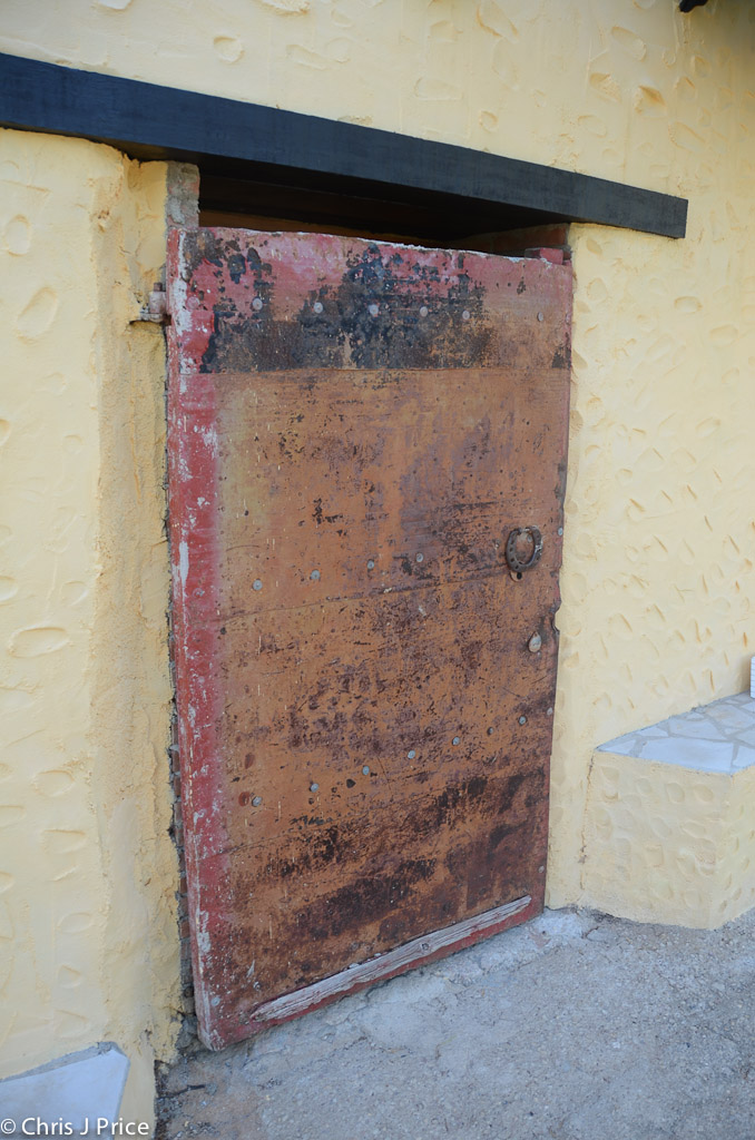 Manna House - Door